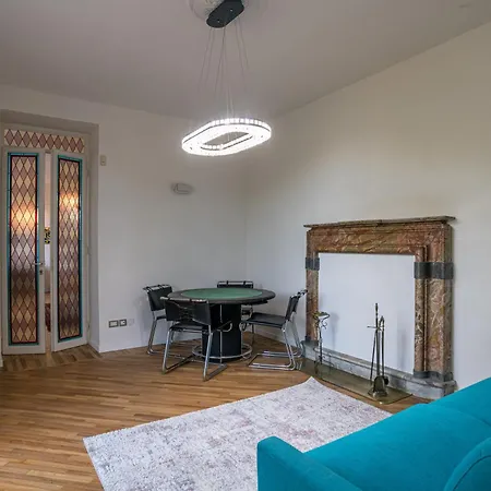 Guest Host - Stylish And Bright With Private Garden Apartment