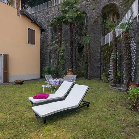 Guest Host - Stylish And Bright With Private Garden Como
