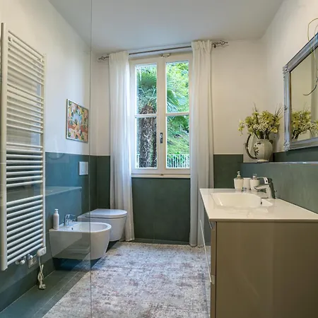 Guest Host - Stylish And Bright With Private Garden 아파트