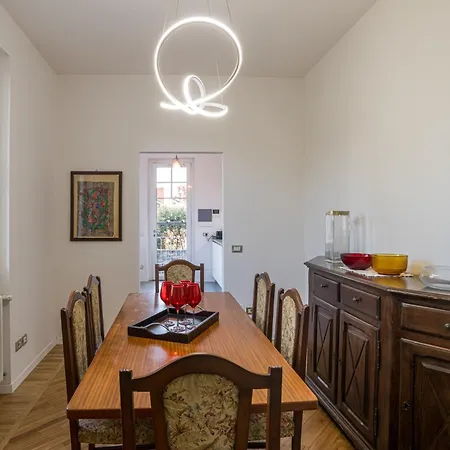 Guest Host - Stylish And Bright With Private Garden 아파트 *